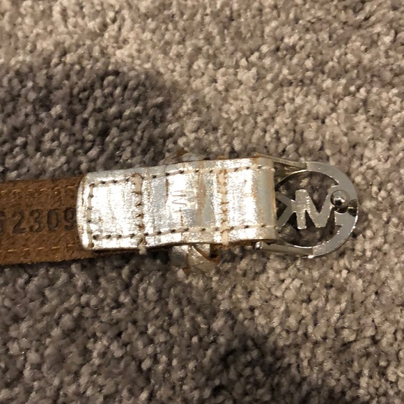 Michael Kors Belt - Picture 4 of 6